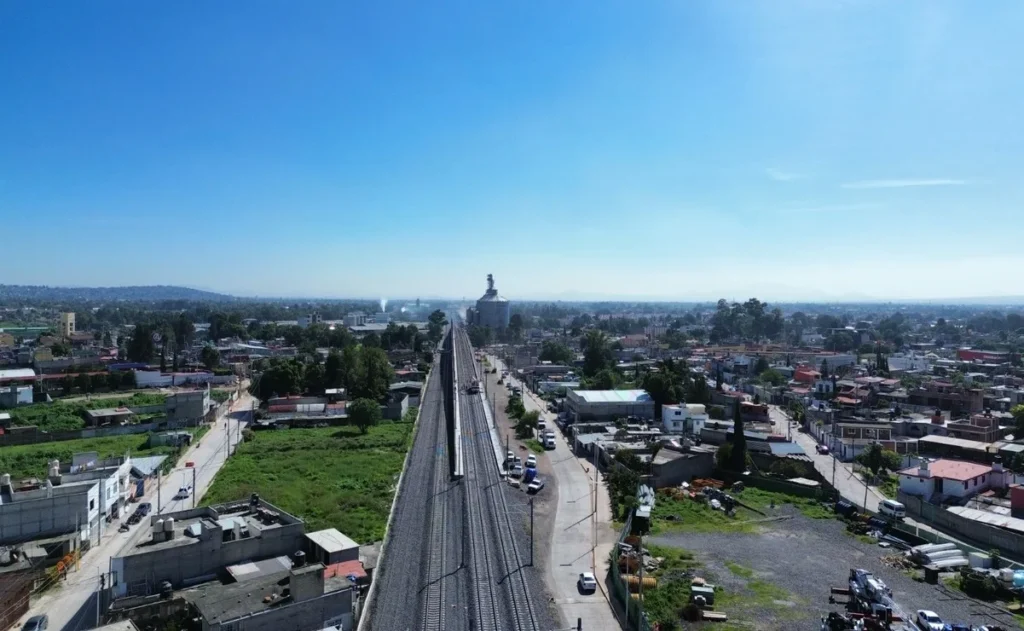 Trenes de pasajeros Arranca la liberación de terrenos en 14 municipios del Edomex